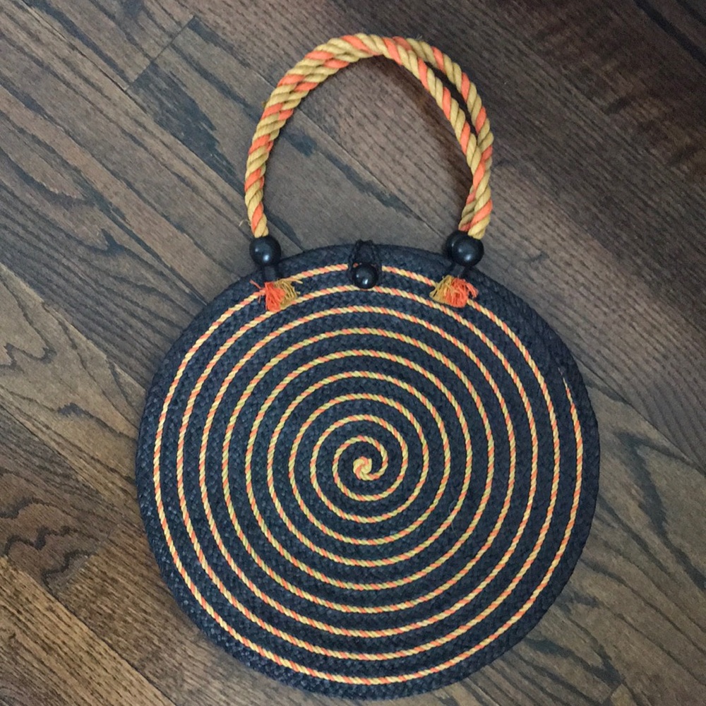 Majunga Circle Woven Straw Bag